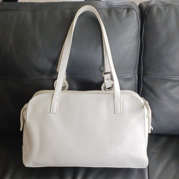 Vintage Sag Harbor Large White Faux-Croc Shoulder Bag With Ample Storage - Picture 3 of 17